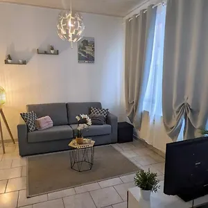 Appartement Pieds Dans L'eau - Léman - 2 Min Evian - Spacieux, Neuvecelle